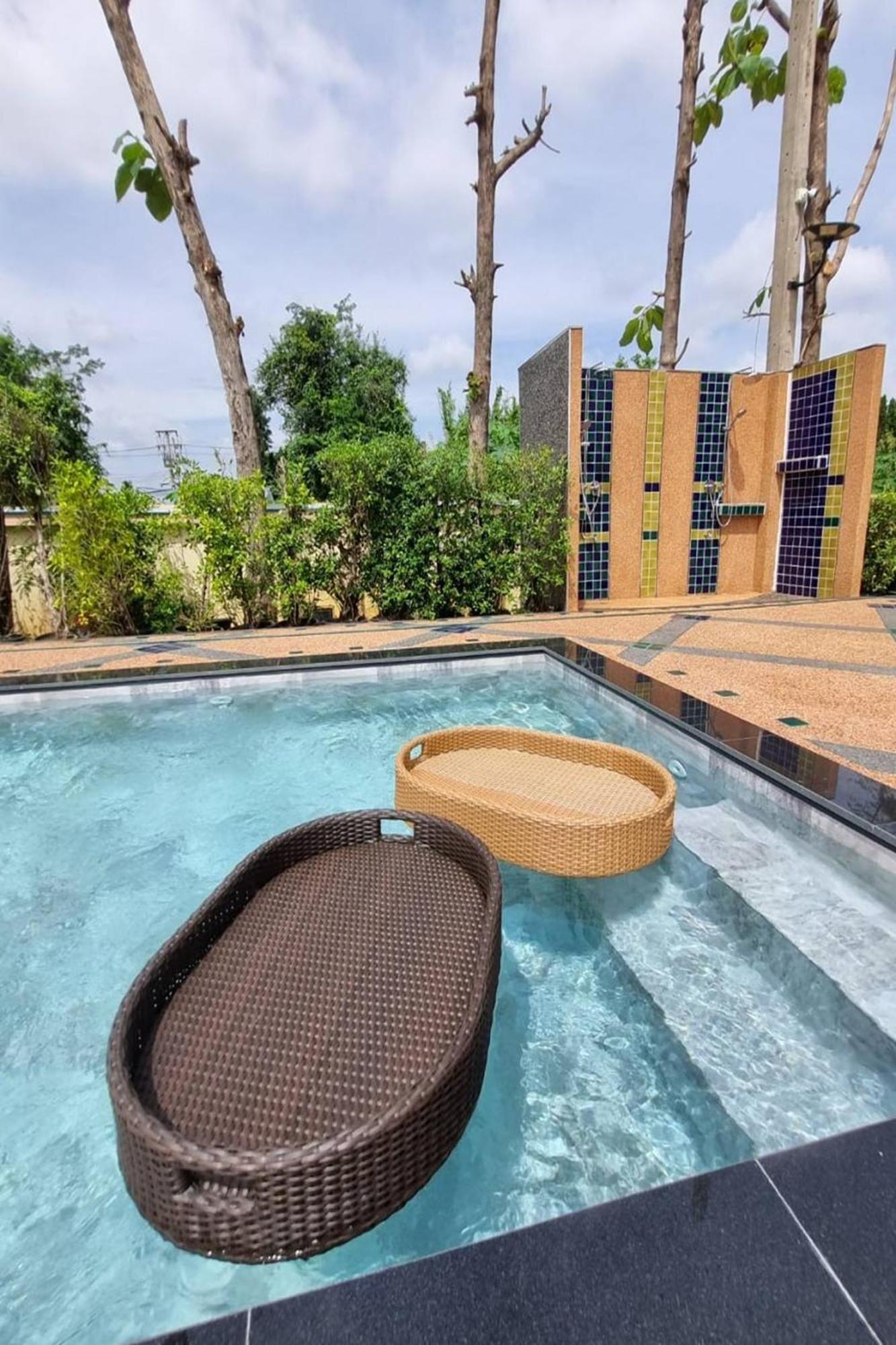 Siri Nakornpink Chiang Mai Hotel SHA Plus Luaran gambar